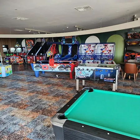 1 Bedroom In Grand Sapphire Casino *